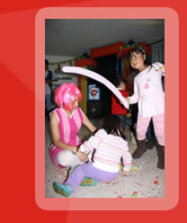 Shows musicales, mini carnavalito con sonido, luces y recreacion.